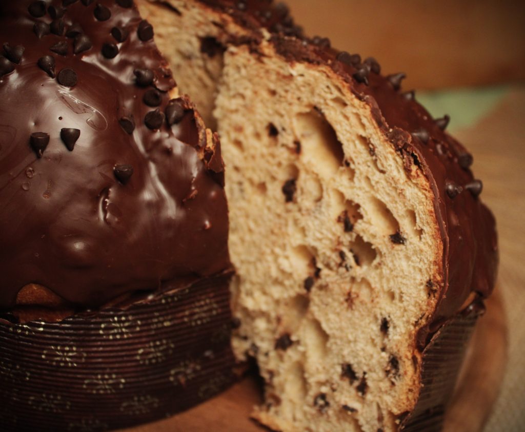 Panettone al triplo cioccolato — 750 g